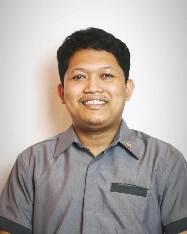 Angelou Tomales Bayron