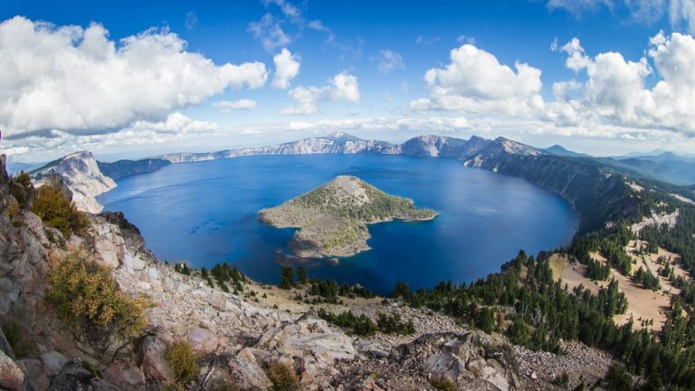 Wide angle view of Crater Lake form the top of Watchman's Peak, beautiful landscape in Oregon