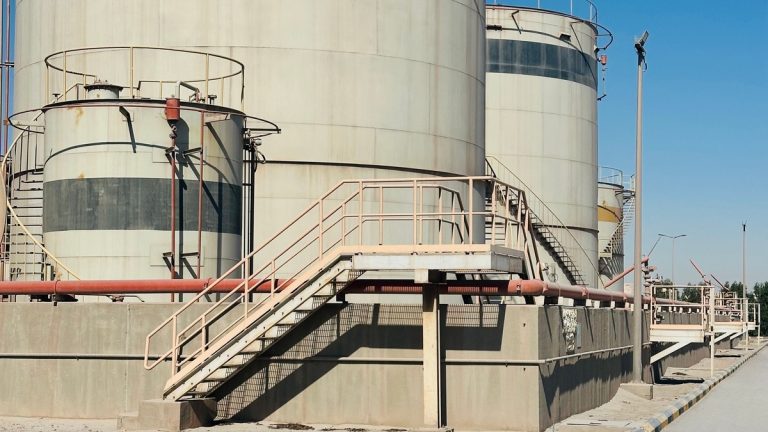 Oil storage tanks and pipeline infrastructure in Saudi Arabia