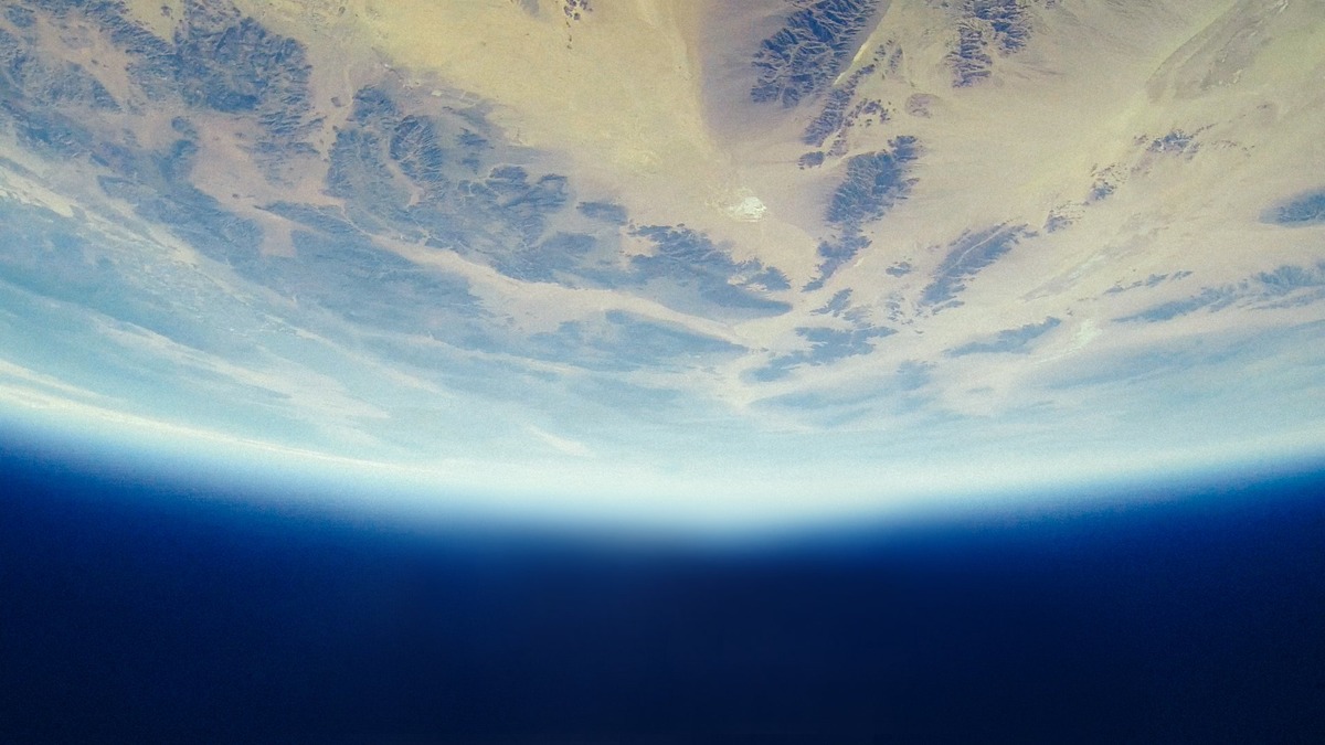 Earth horizon seen from orbit