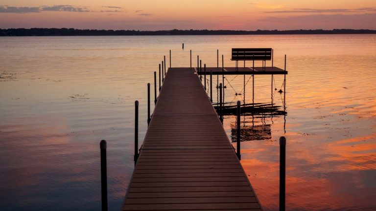 Dock_on_a_calm_midwestern_lake