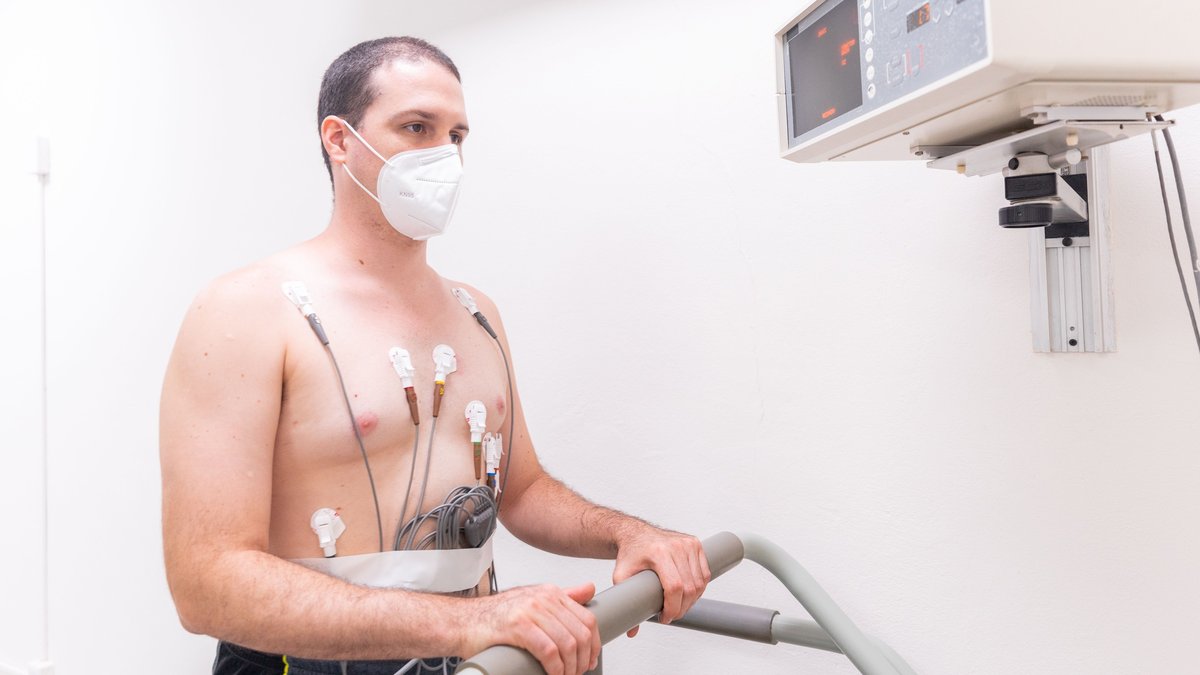 Microgravity treadmill running