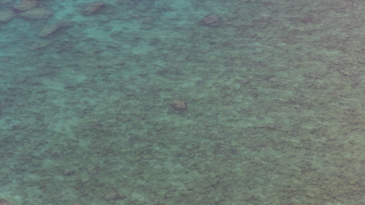 Shallow_water_over_a_continental_shelf