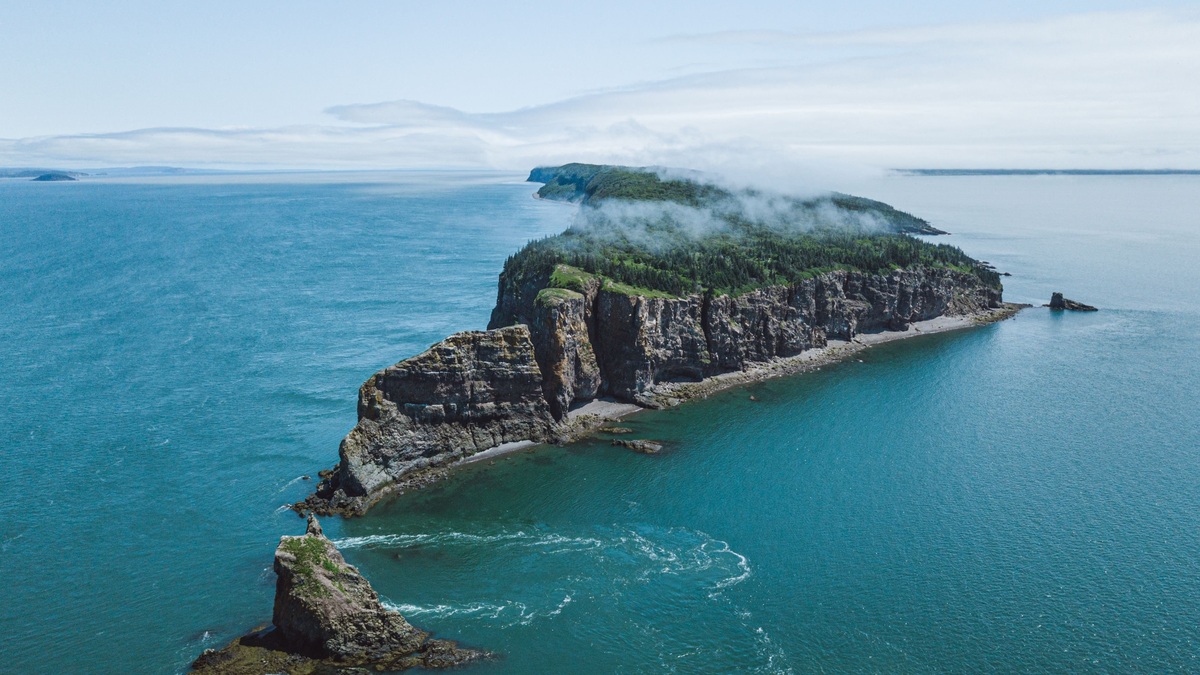 Hopewell_rocks_on_the_bay_of_fundy